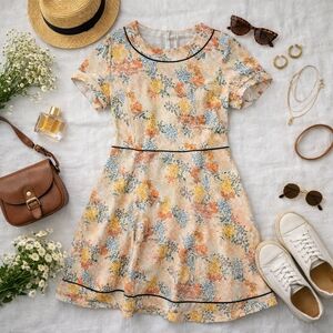 DE Collection MARY JANE Floral Lined S Sleeve Fit &FLAIR Dress. Ladies Small